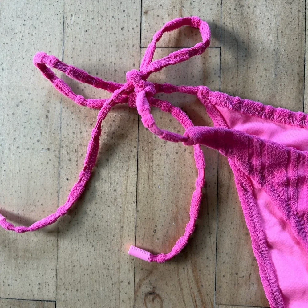 TRIANGL Swim Bikini Bottoms Adjustable Ribbed Pink Women's Size Small Summer EUC